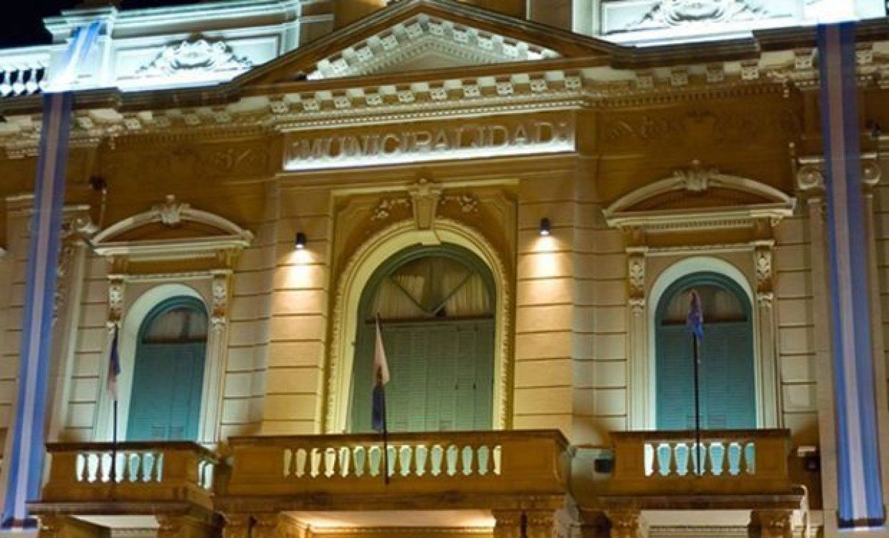 AUMENTO SALARIAL PARA LOS MUNICIPALES EN MERCEDES.-