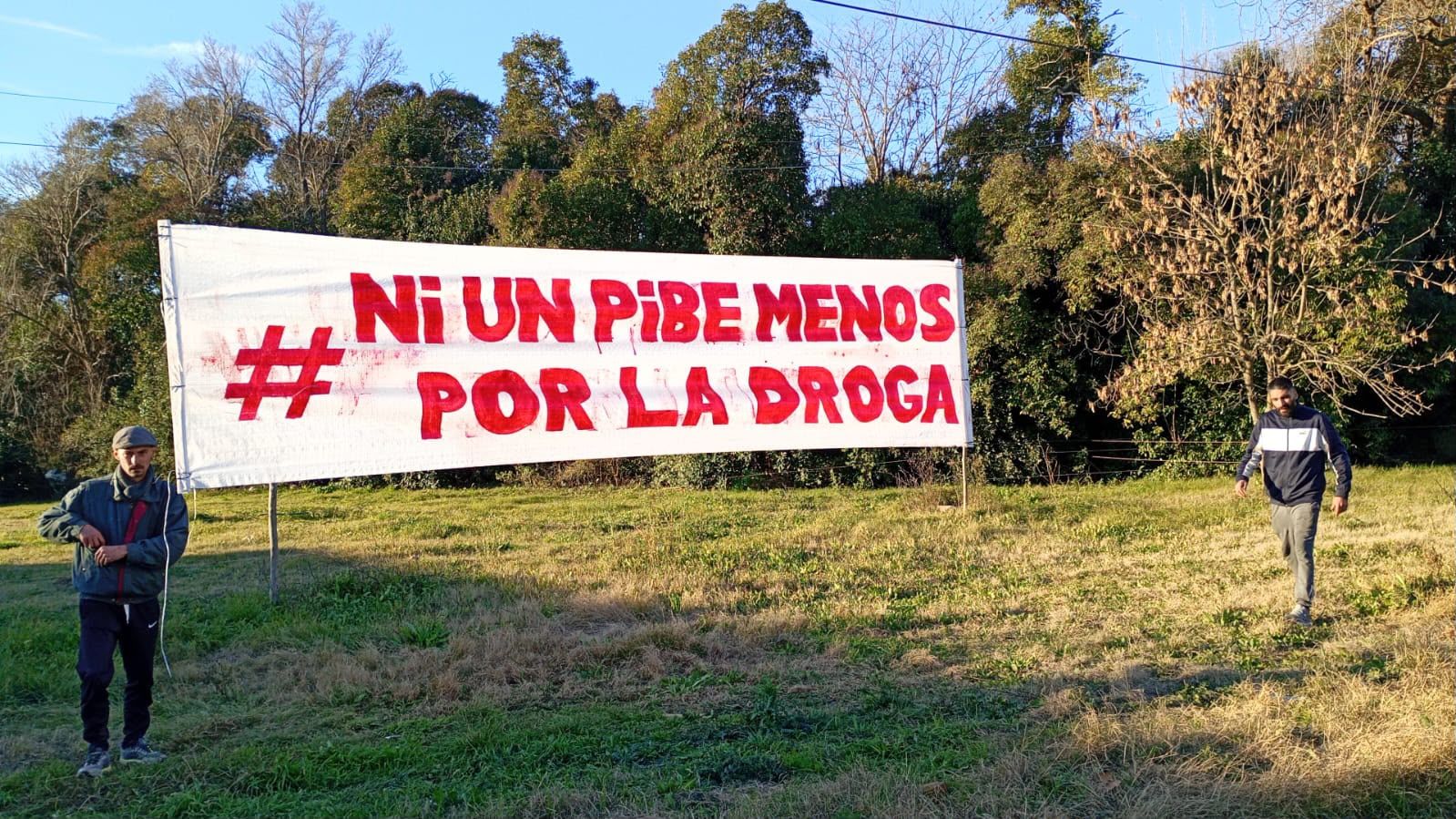 CAMPAÑA POR LA PROBLEMATICA DE LAS ADICCIONES.-
