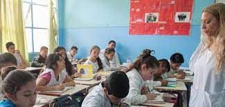 LOS DOCENTES BONAERENSES ACEPTARON LA OFERTA SALARIAL.-