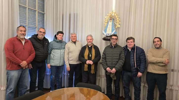 LA CGT LOCAL SE REUNION CON EL ARZOBISPO DE MERCEDES - LUJAN