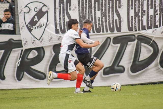 FUTBOL DE PRIMERA "C" :  PERDIO MERCEDES.-
