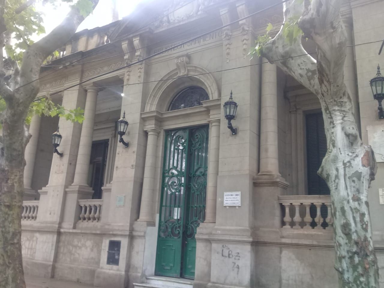 139 AÑOS CUMPLE LA BIBLIOTECA SARMIENTO