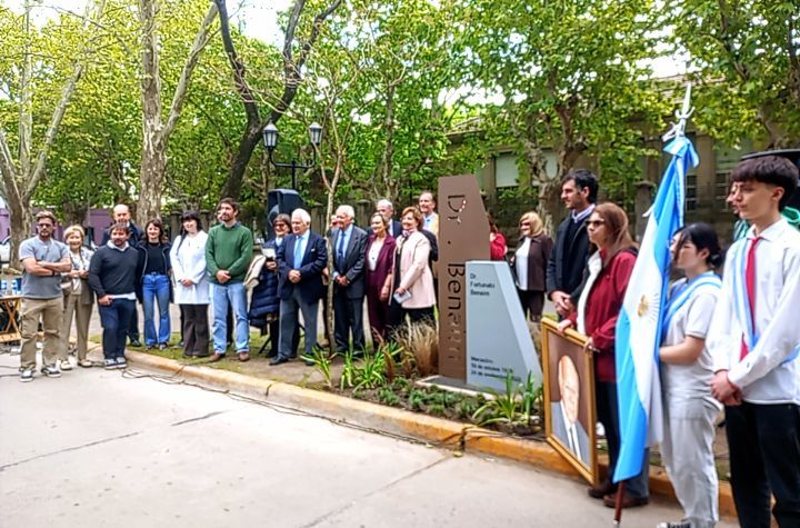 HOMENAJE AL DR. FORTUNATO BENAIM